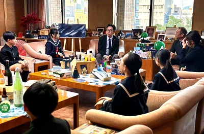 面会 徳島市八万南小学校(第14回日本学校合奏コンクール2025全国大会グランドコンテスト出場報告)の画像03