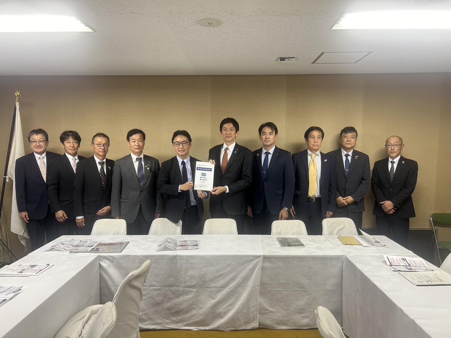 小林政務調査会長と首長