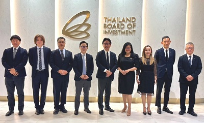 面会 スダーシニー・スミトラ タイ投資委員会(BOI)副長官、ドゥシット・アナンタラック タイ工業省産業振興局(DIPROM)副局長、パーリワット・ウォンサムラン タイ国家イノベーション庁(NIA)副長官 他の画像01