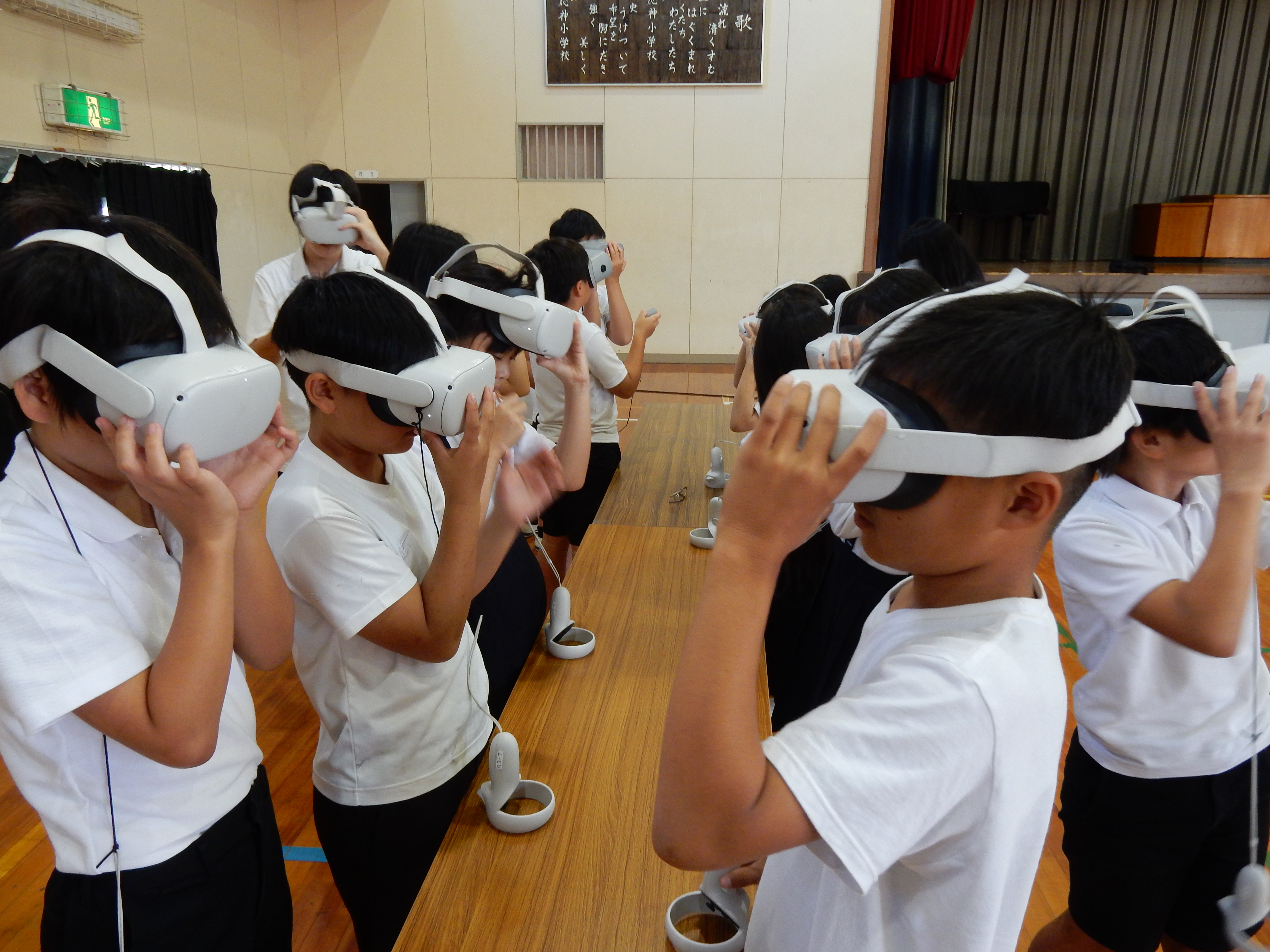 VR動画を使用して、外水氾濫や内水氾濫の様子などを学習