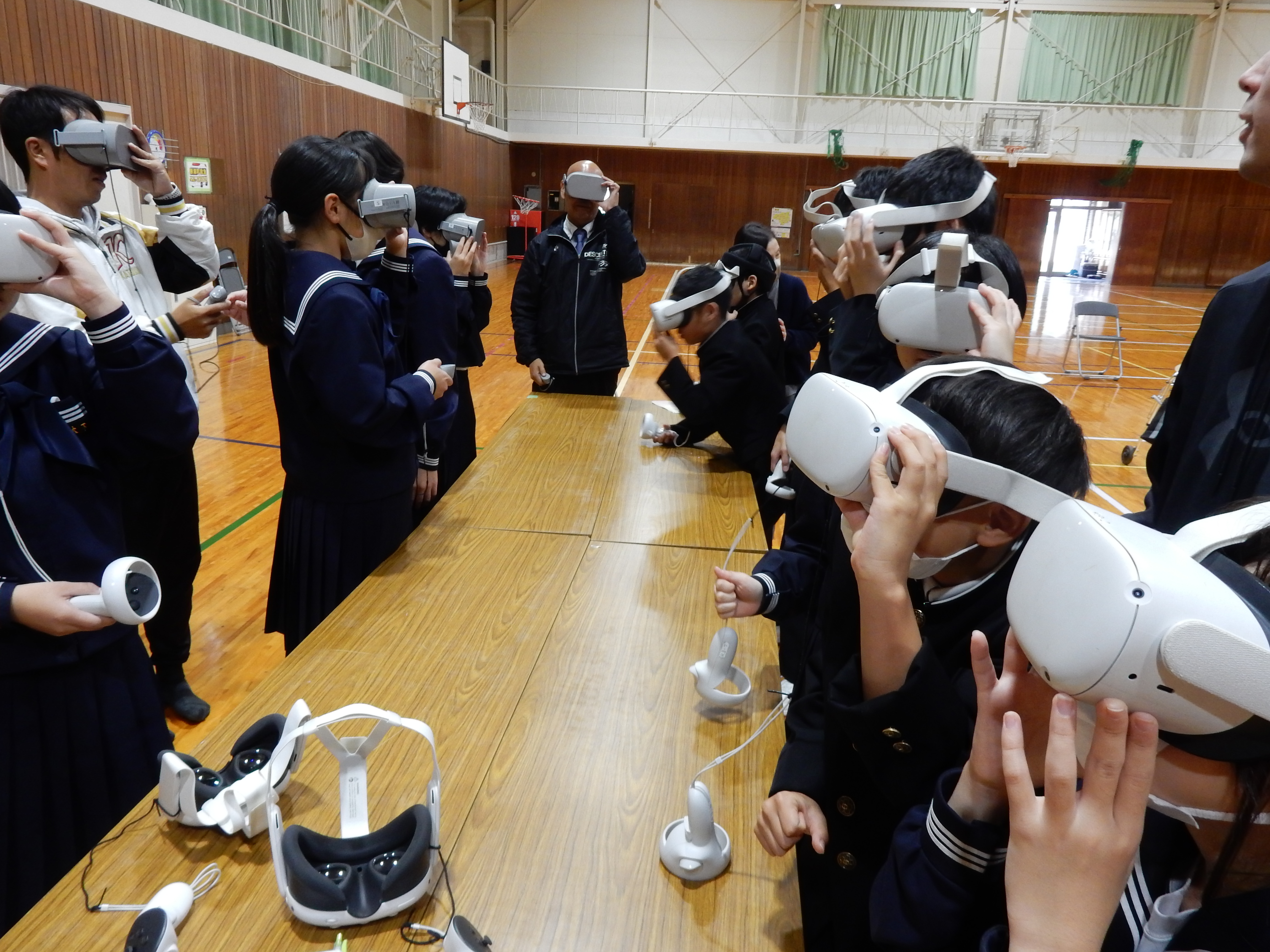 VR動画で、土砂災害の発生状況を疑似体験