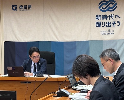 関西広域連合委員会(オンライン)の画像02