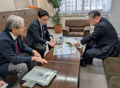 松本 平 農林水産省農村振興局長へ美馬西部地区におけるほ場整備の早期実施に関する要望の画像01