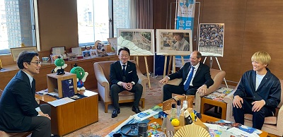 面会 徳島ヴォルティス(株) 岸田一宏 代表取締役社長、ゲルト エンゲルス 監督、山田奈央 選手の画像02