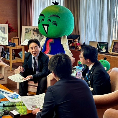 面会 金融庁公式キャラクター「ワニー参事官」 他の画像03