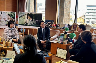 面会 ファーマーズ・オブ・ザ・イヤー受賞者 吉岡久氏 他の画像02