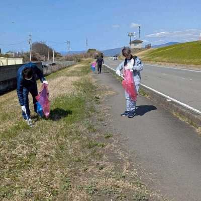 「とくしまマラソン2026コース」名田橋～鮎喰川堤防周辺にかけての清掃活動の画像04