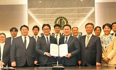 韓国外国語大学校との「相互協力に関する業務協定書」締結式 および 講演の画像01
