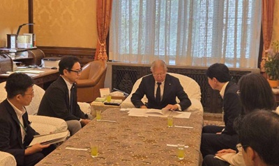 全国知事会「参議院選挙における合区の解消に関する決議」に係る要請活動の画像02