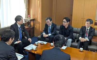 矢野和彦 文部科学省事務次官へ「魅力ある学びの場の創出に向けた教育環境の強化」に関する要望の画像01