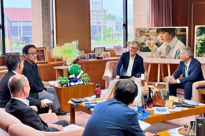 面会 佐藤 武 (株)Mizkan Holdings執行役員、西 祐二 (株)ミツカンファーム代表取締役社長 他の画像01