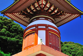 picture Yakuo-ji Temple