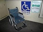 車いすの画像