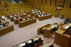 意見交換会報告会（議場）の画像1