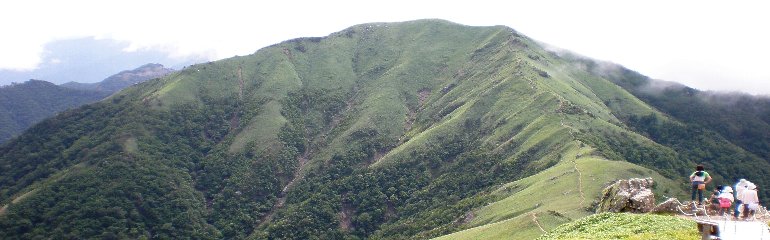 イメージ画像（剣山山頂）