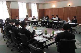 議員と学生との意見交換会の画像