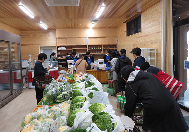 校内販売所「そよかぜ」
