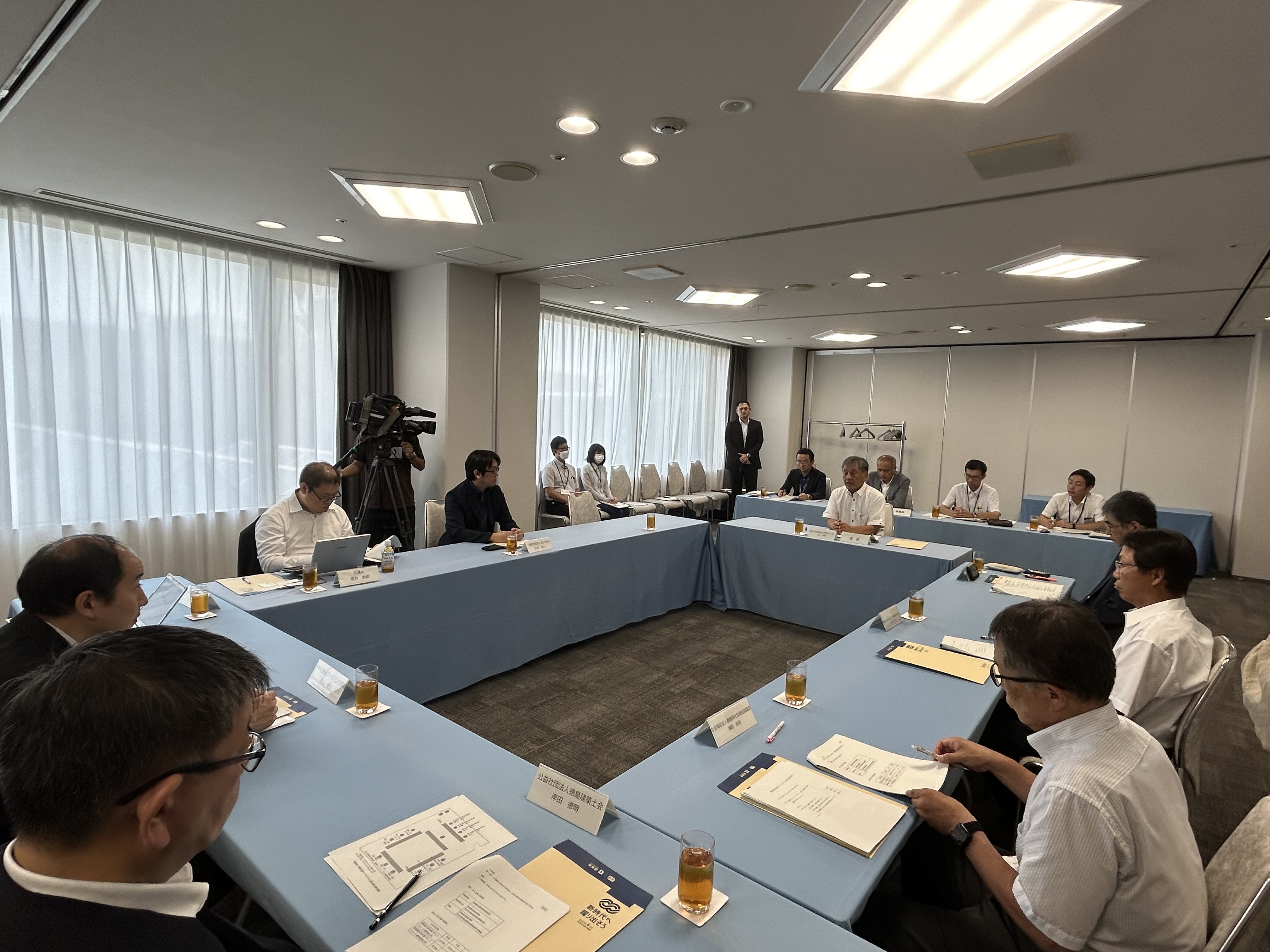 徳島被災者支援プラットフォーム設立総会の様子