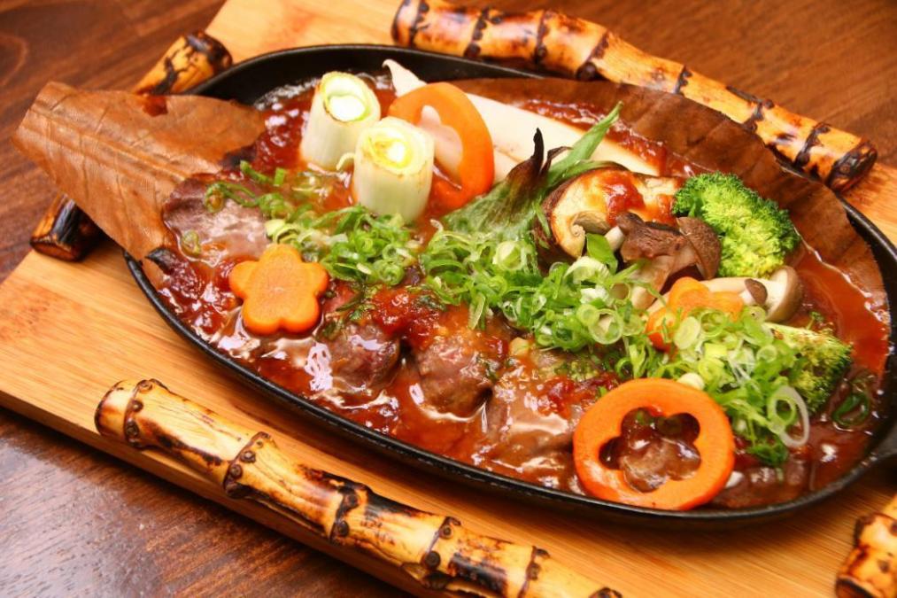 一風変わり居酒屋鈴 料理一品写真 クリックして詳細ページに移動