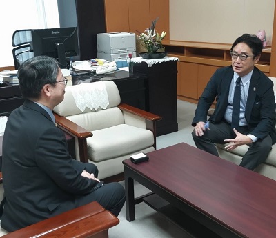 面会：矢野和彦 文部科学省文部科学審議官の写真1