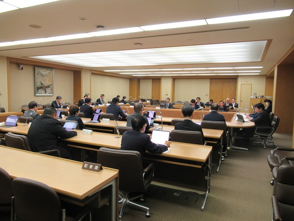 政策条例検討会議の様子