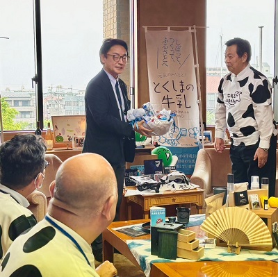 面会 川田久志 Jミルク徳島会長 他の画像03