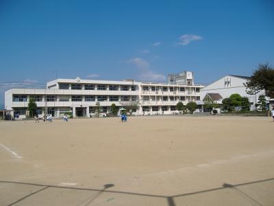 学校事務職イメージ図