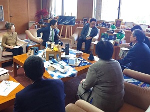 面会 県内認可外保育施設園長 他の画像01