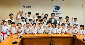 面会 空手道 明日空(第25回全日本少年少女空手道選手権大会および第33回全国中学生空手道選手権大会出場) 他の画像01