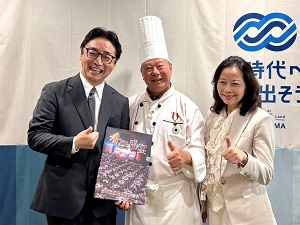 面会 ワン・タッコン 中国飲食文化大師、ルビー・ワン 在香港日本国総領事館 広報アドバイザーの画像01