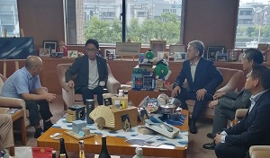 面会 深和岳人 防衛省中国四国防衛局長 他の画像01