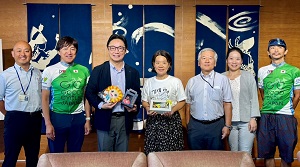 面会 張 馨文（チャン・シンウェイ）中華大学観光学院院長 特別教授、山中英生 徳島大学社会産業理工学研究部長、矢部拓也 同大学総合科学部副学部長、髙橋 幸博 (株)アーチ・ヒーロー北海道 代表取締役社長 他の画像01