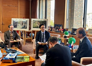 面会 近藤正春 (一社)発明推進協会会長、岩井良行 (公社)発明協会常勤理事、布川 徹 (一社)徳島県発明協会会長の画像01