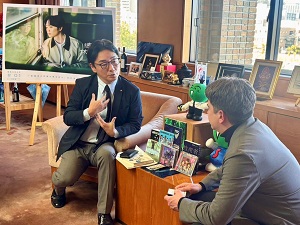 面会 ニコラ・ボーメール 獨協大学 外国語学部 教授の画像01