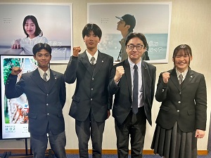 面会 城南高等学校 男子テニス部(第48回全国選抜高校テニス大会出場報告)、同男子ソフトボール部(第44回全国高等学校選抜男子ソフトボール大会出場報告)、同少林寺拳法部(第29回全国高等学校少林寺拳法選抜大会出場報告)の画像01