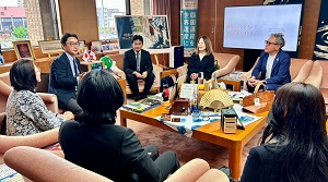 面会 アディティアカリスナ・ヨシ・プトラ・ウィギアント 徳島大学大学院 特任研究員 他の画像01