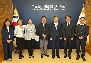 面会 イ・ヒョク 駐日本国大韓民国特命全権大使 他の画像01