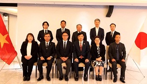 面会 グェン・チュオン・ソン 在大阪ベトナム社会主義共和国総領事 他の画像01