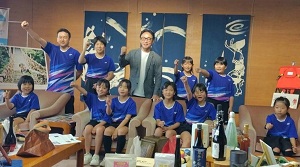 面会 富田ジュニアバドミントンクラブ 他(第42回若葉カップ全国小学生バドミントン大会出場報告) の画像01