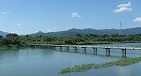 善入寺島（ぜんにゅうじとう）に架かる潜水橋