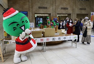 県庁マルシェ 視察の写真1