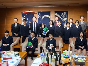 面会：高越ファイヤートルネードの写真