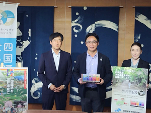 面会：オーレリウス・ジーカス 駐日リトアニア共和国特命全権大使、長崎ラサ氏の写真1