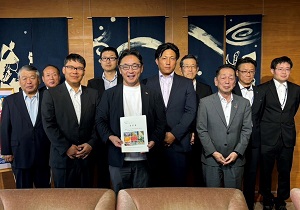 国営吉野川北岸二期土地改良事業推進協議会 町田寿人会長 他から、国営かんがい排水事業「吉野川北岸二期地区」及び関連事業の推進に関する要望