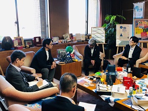 面会：岸本武史 厚生労働省労働基準局長他の写真