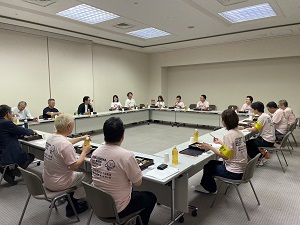 国境なき医師団日本の会長 中嶋優子氏他との意見交換会の写真2