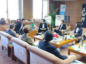 面会：田部井智行 株式会社瀬戸内ブランドコーポレーション代表取締役他の写真1