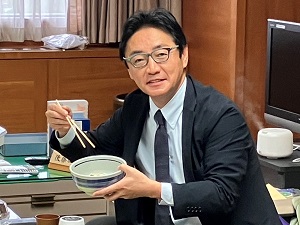 「『陸上養殖オーガニック海藻』を使用したメニューフェア」試食の写真2