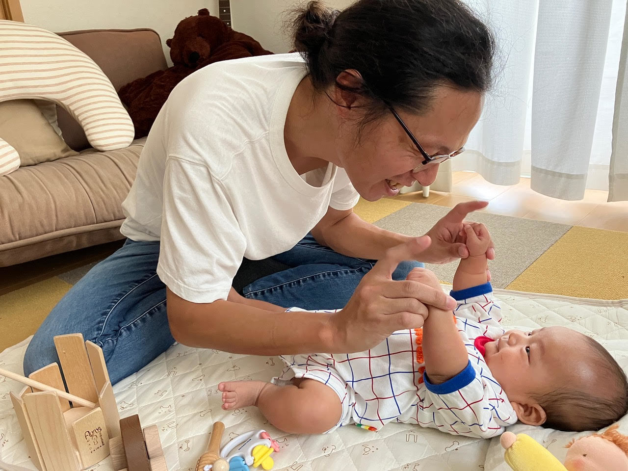 プロカメラマンのパパは、息子のシャッター  チャンスを我慢できるのか