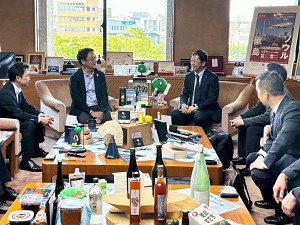 面会 桜井勇人 ソフトバンク(株)法人統括専務執行役員 他の画像01